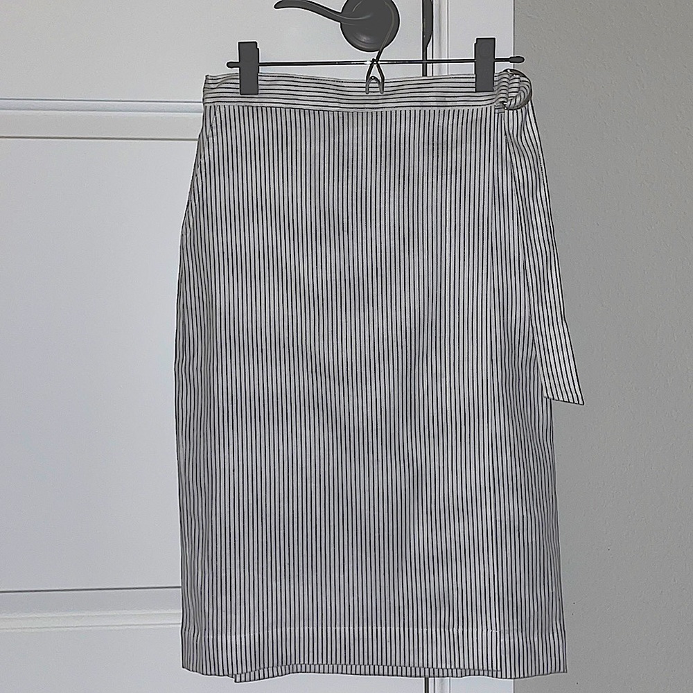 Banana Republic wrap striped skirt